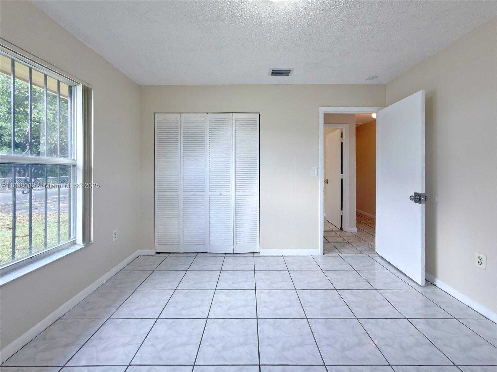 Small Image of 318 SOUTH WEST 5TH ST, Homestead Number 23