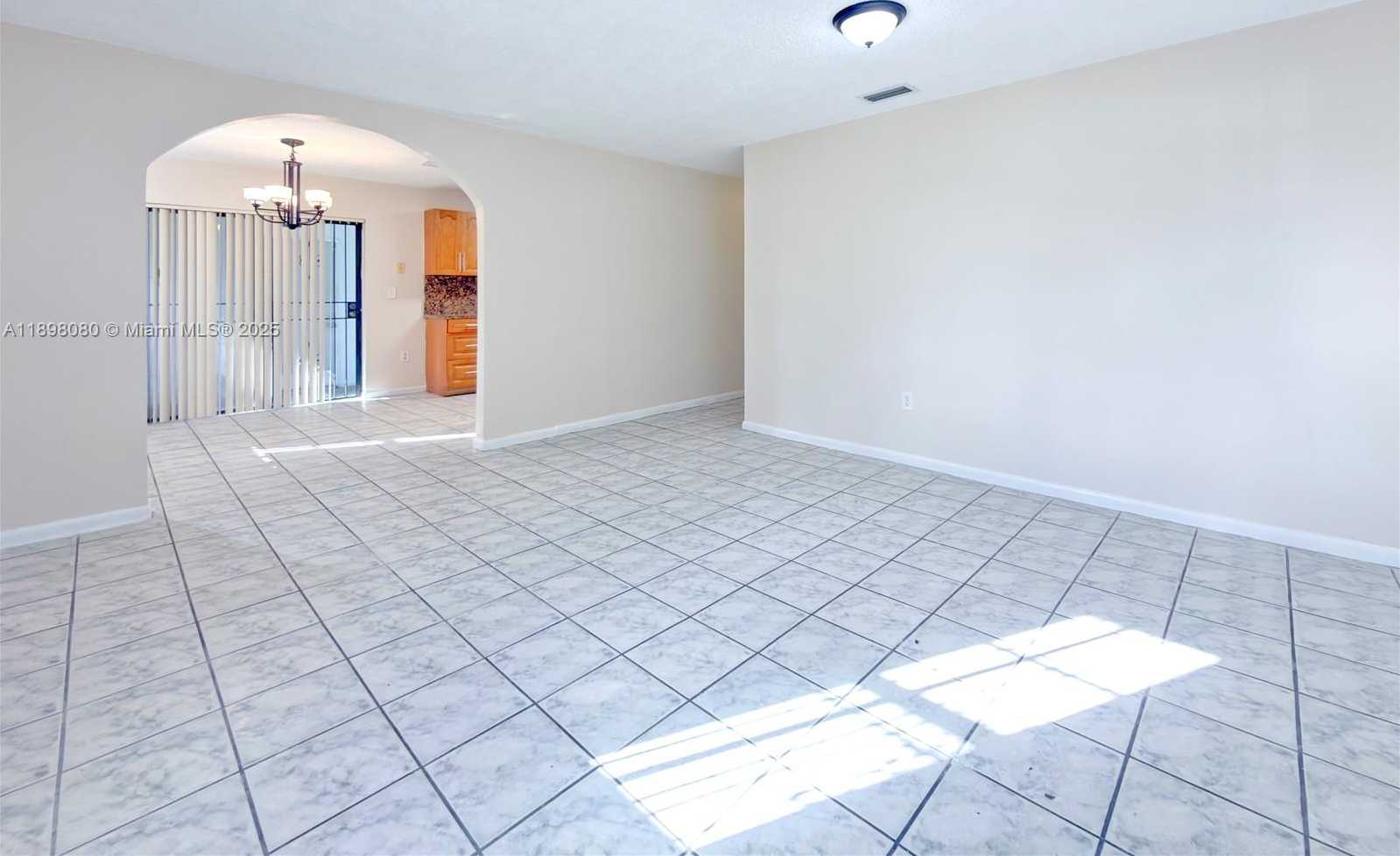 Small Image of 318 SOUTH WEST 5TH ST, Homestead Number 4