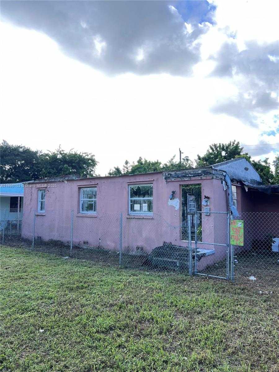 Small Image of 2122 DEWEY ST, Hollywood Number 9