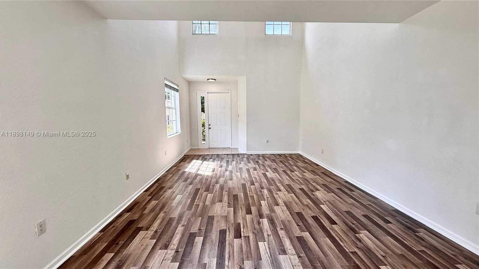 Small Image of 13843 SOUTH WEST 31ST ST, Miramar Number 10