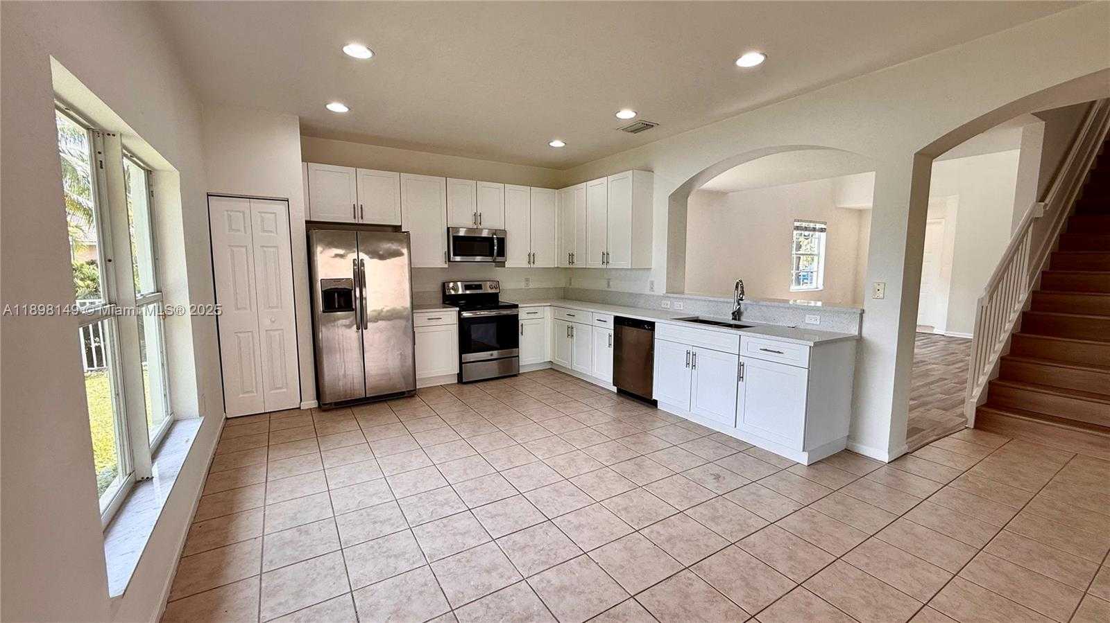Small Image of 13843 SOUTH WEST 31ST ST, Miramar Number 12