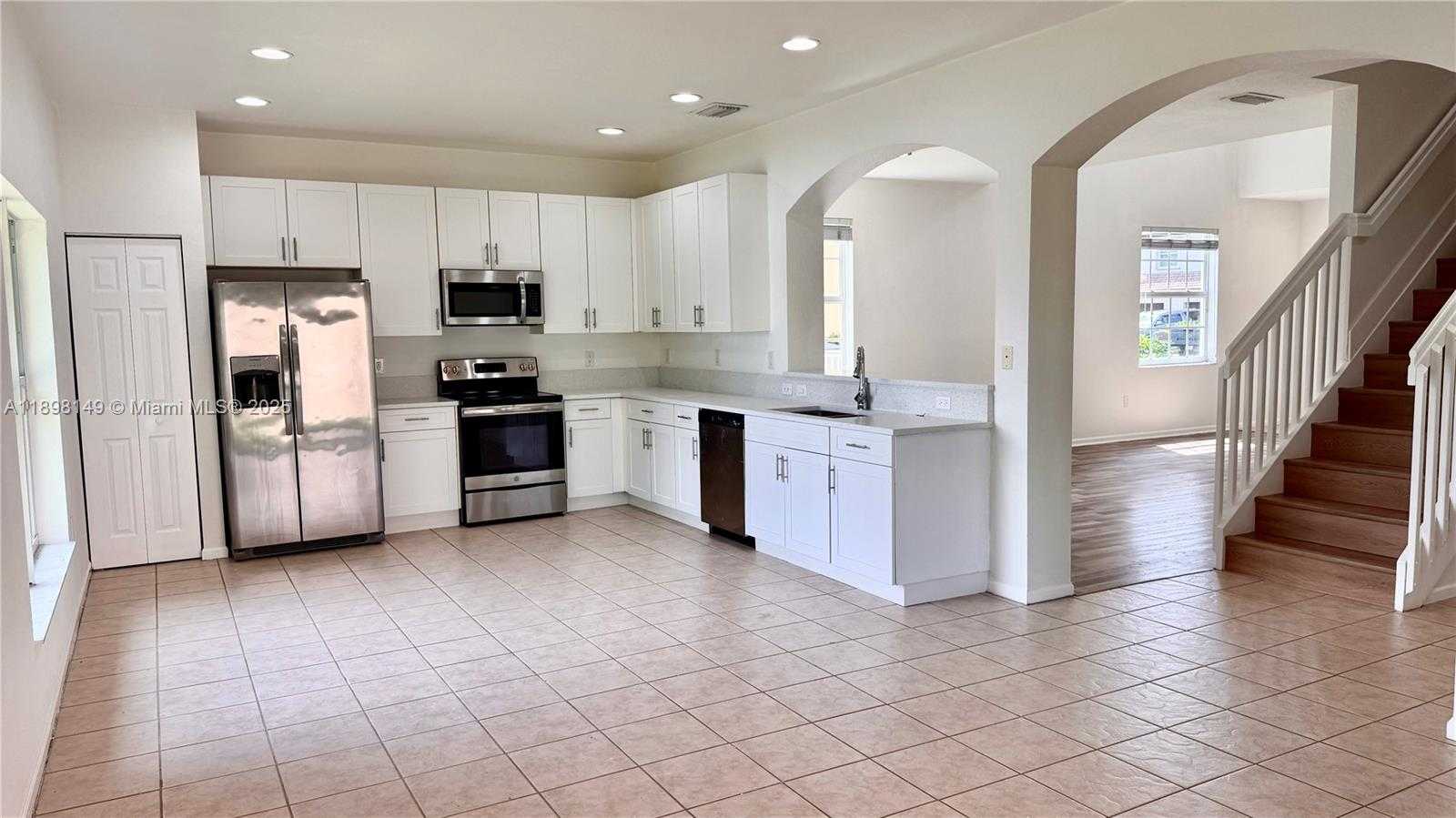 Small Image of 13843 SOUTH WEST 31ST ST, Miramar Number 15