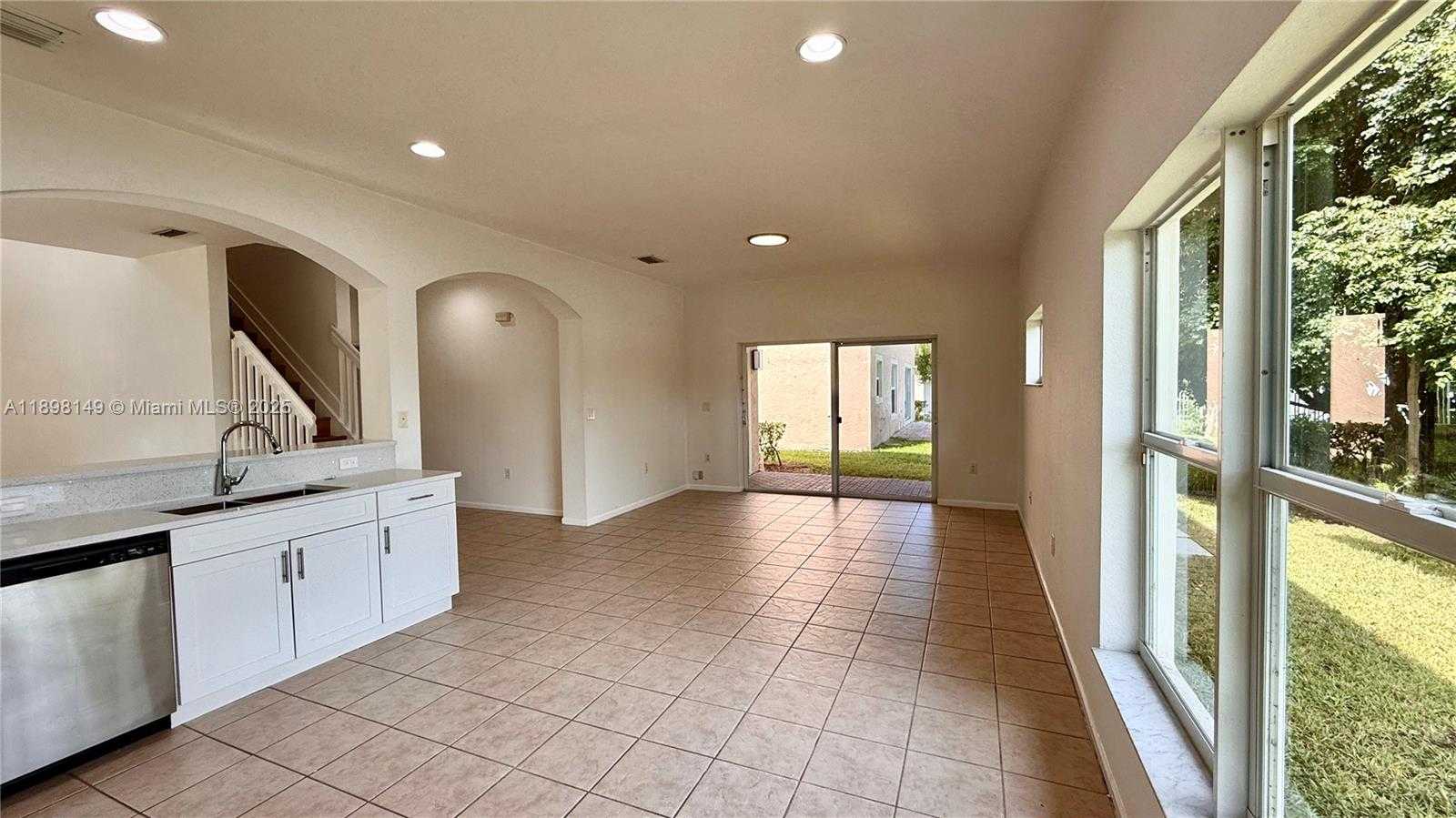 Small Image of 13843 SOUTH WEST 31ST ST, Miramar Number 18