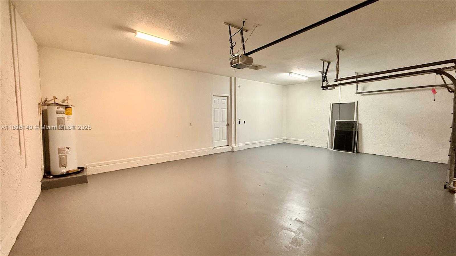 Small Image of 13843 SOUTH WEST 31ST ST, Miramar Number 28