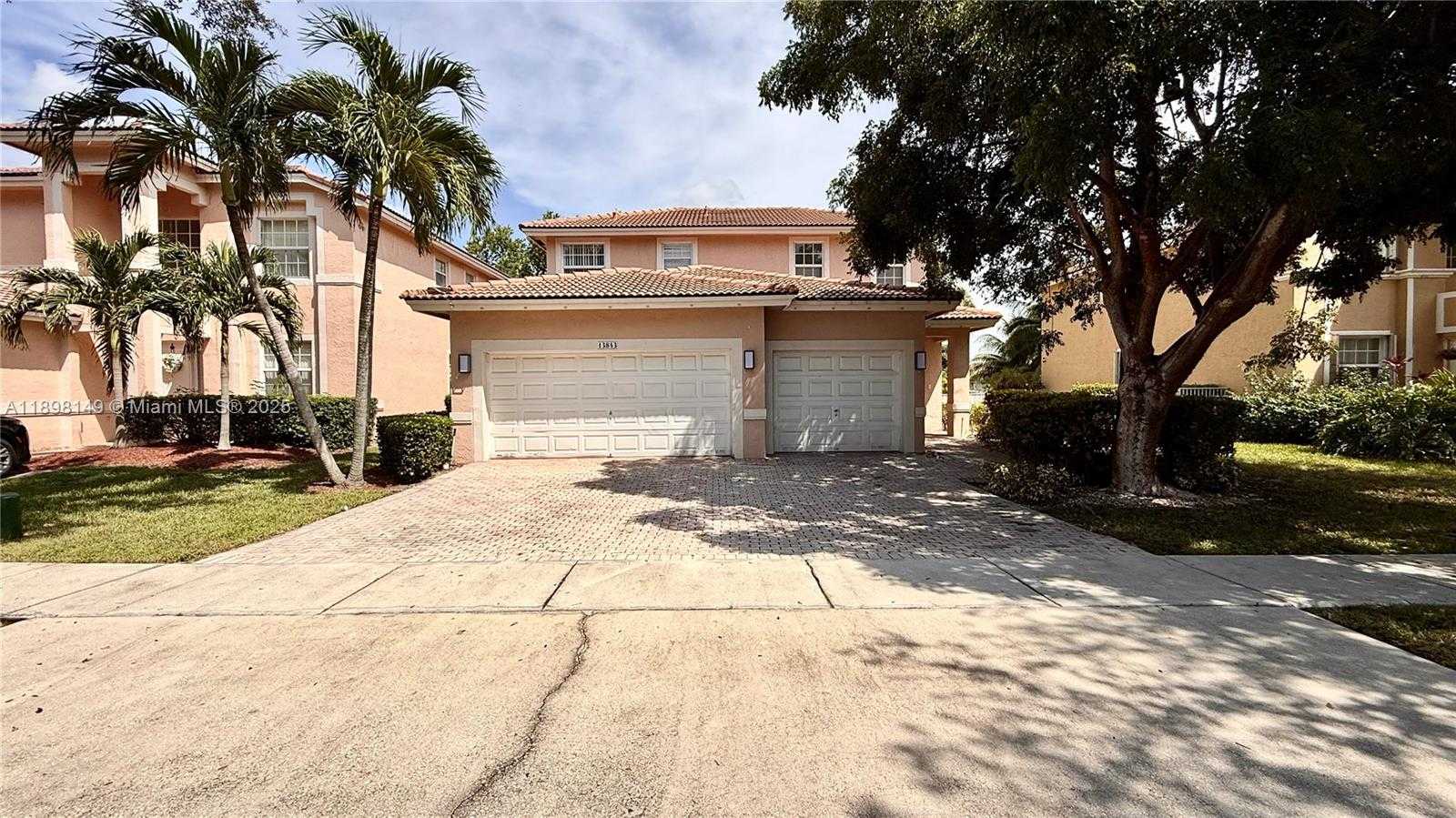 Small Image of 13843 SOUTH WEST 31ST ST, Miramar Number 3
