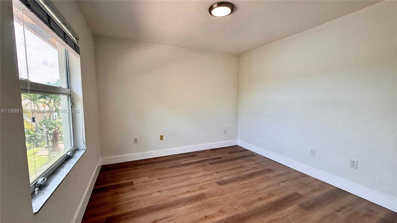Small Image of 13843 SOUTH WEST 31ST ST, Miramar Number 40