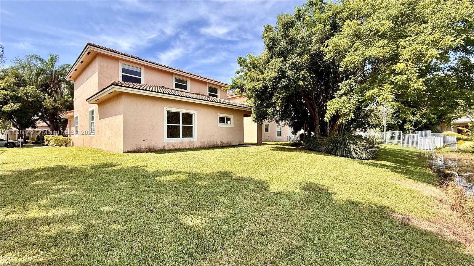 Small Image of 13843 SOUTH WEST 31ST ST, Miramar Number 52