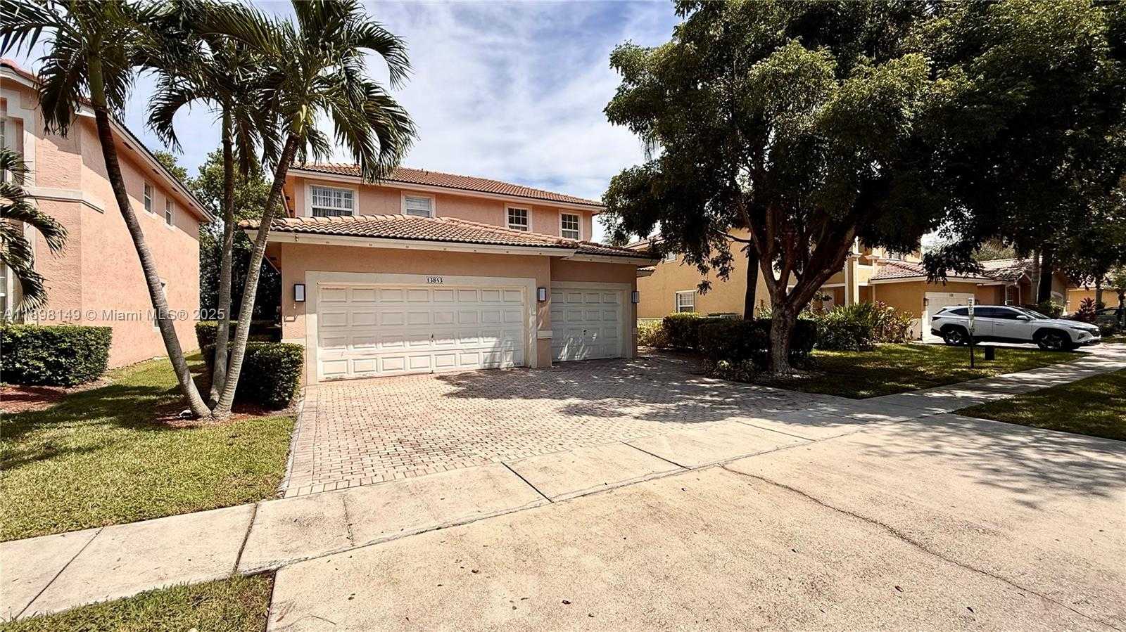 Small Image of 13843 SOUTH WEST 31ST ST, Miramar Number 55