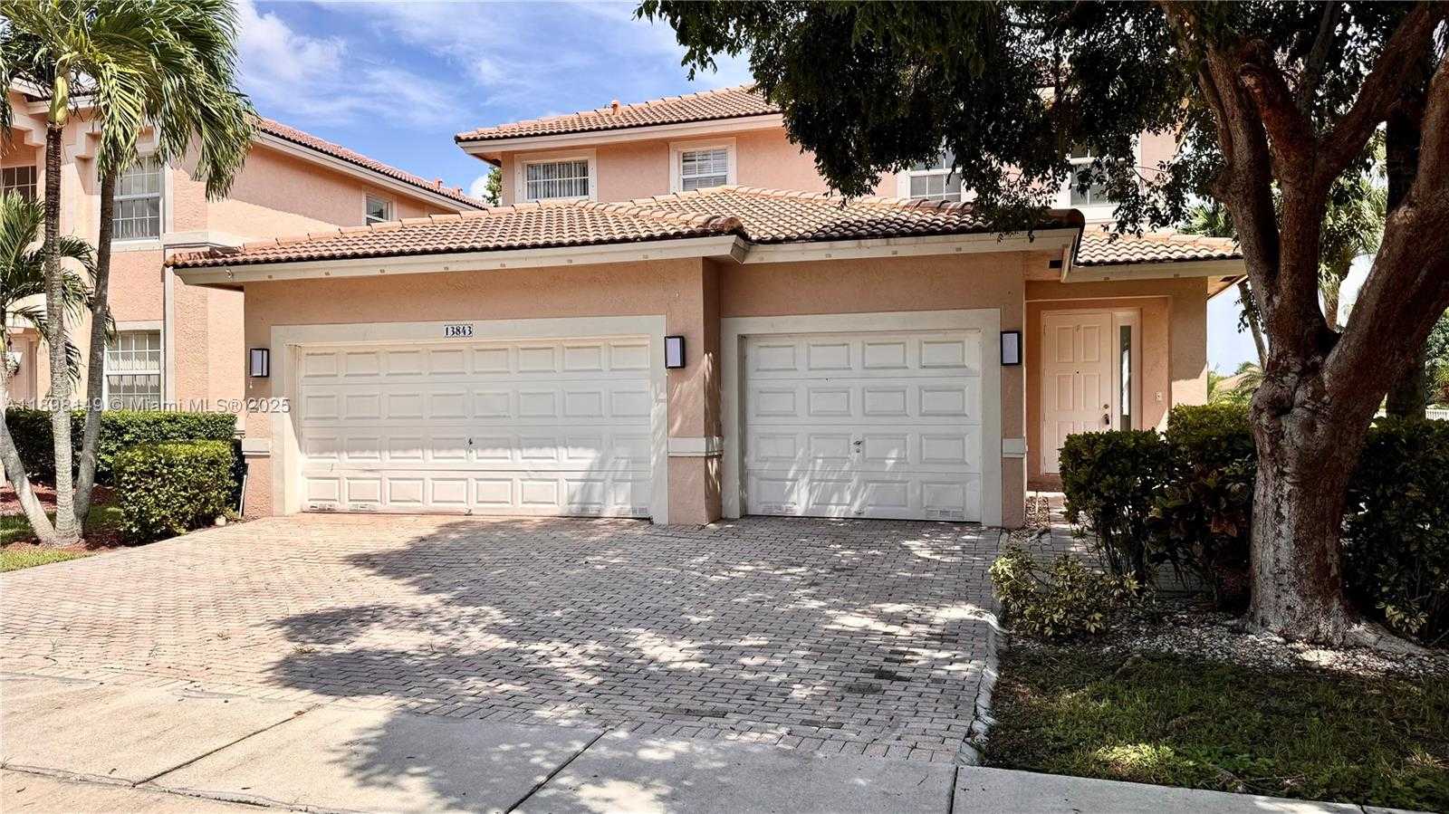 Small Image of 13843 SOUTH WEST 31ST ST, Miramar Number 56