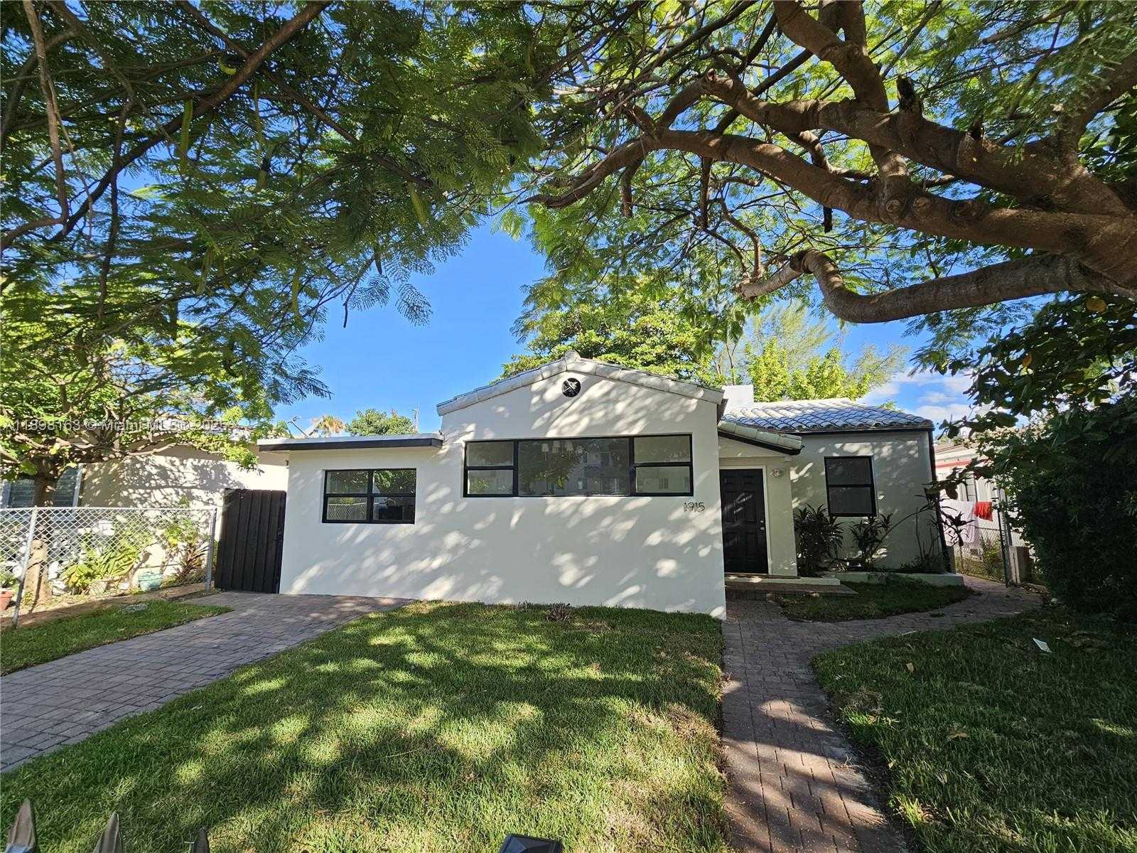 Small Image of 1915 NORMANDY DRIVE, Miami Beach Number 3