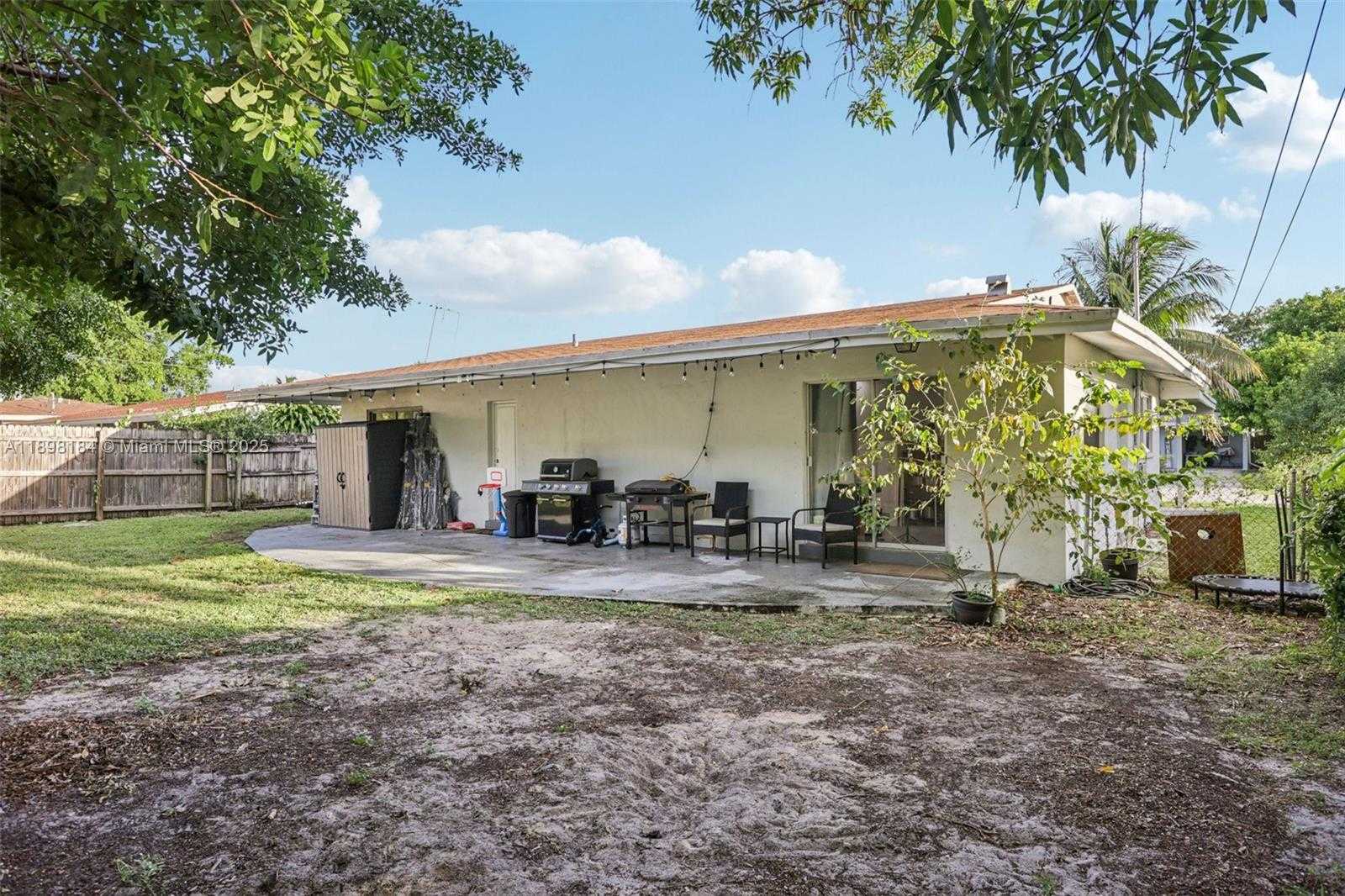 Small Image of 151 NORTH WEST 20TH ST, Pompano Beach Number 26