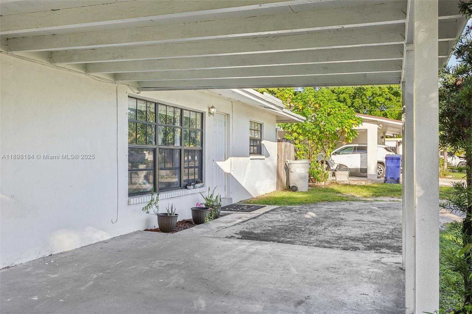Small Image of 151 NORTH WEST 20TH ST, Pompano Beach Number 9