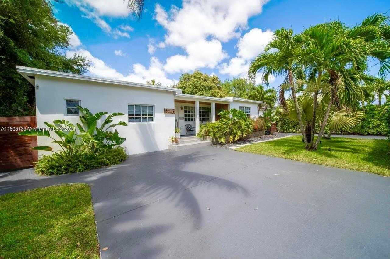 Small Image of 555 NORTH EAST 127TH STREET, North Miami Number 2