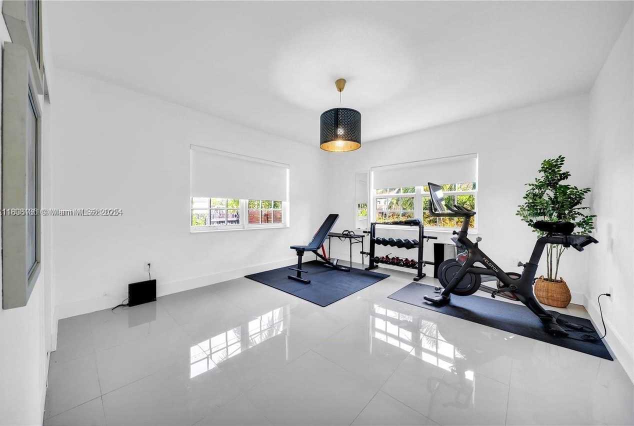Small Image of 555 NORTH EAST 127TH STREET, North Miami Number 22