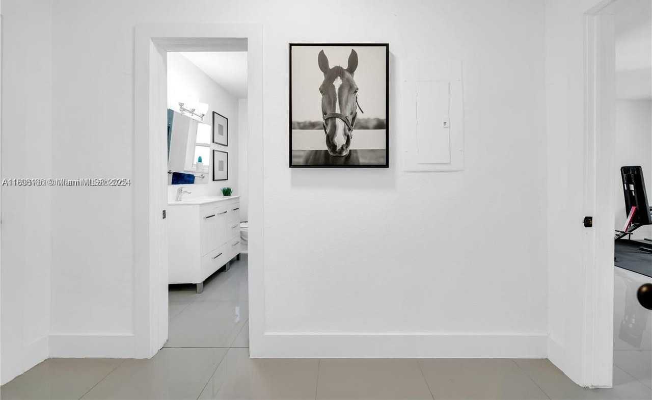 Small Image of 555 NORTH EAST 127TH STREET, North Miami Number 24