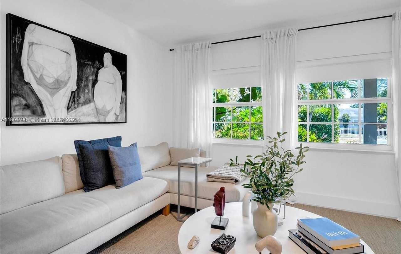 Small Image of 555 NORTH EAST 127TH STREET, North Miami Number 9