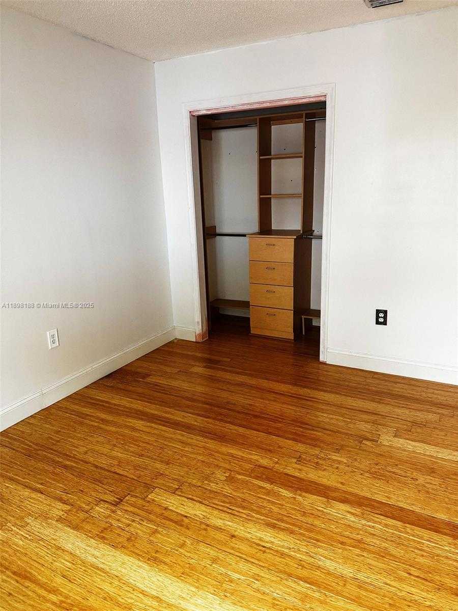 Small Image of 5343 NORTH WEST 184TH ST, Miami Gardens Number 20