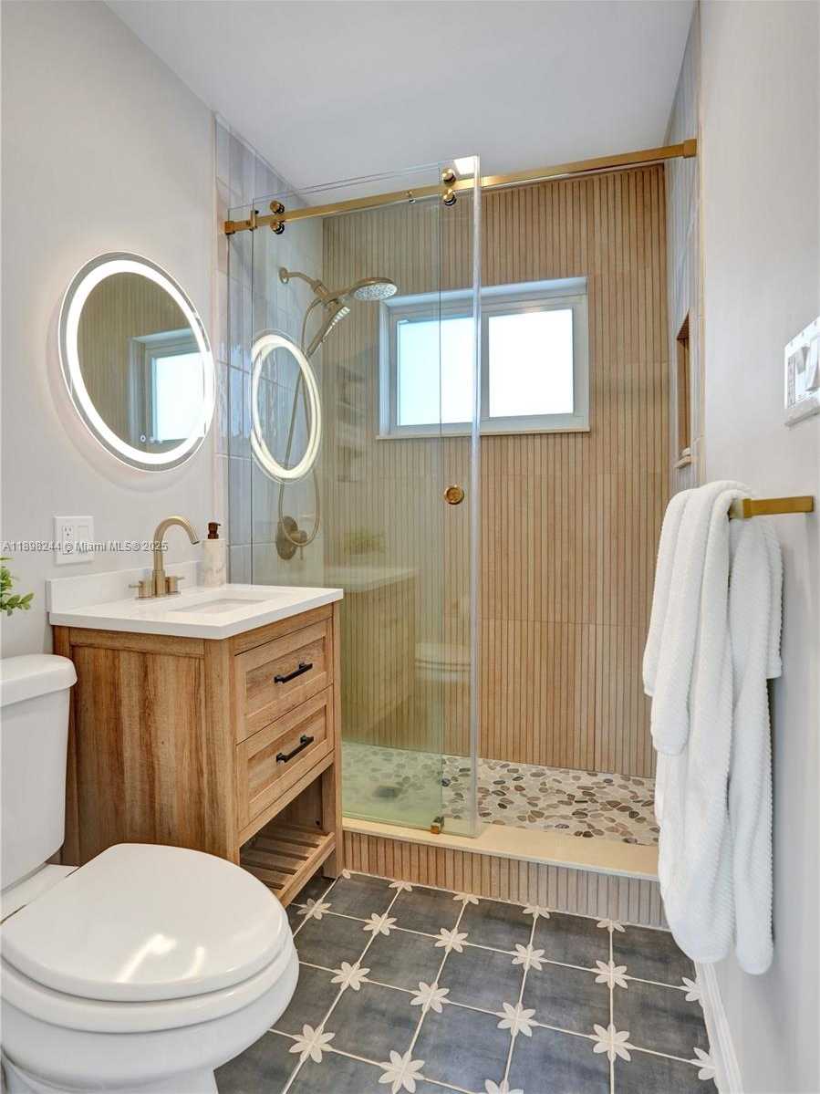 Small Image of 351 NORTH EAST 43RD ST, Oakland Park Number 24