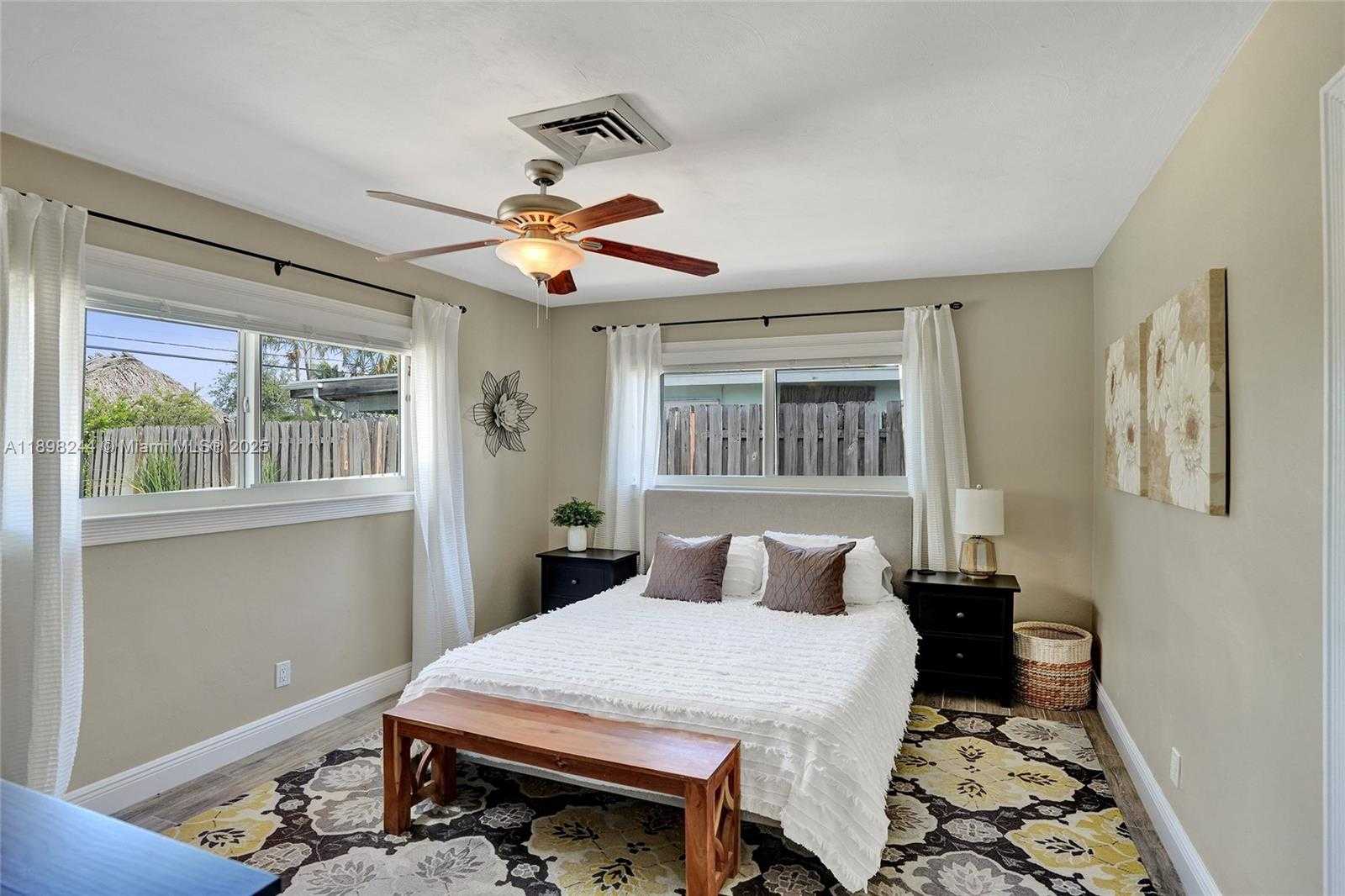 Small Image of 351 NORTH EAST 43RD ST, Oakland Park Number 36