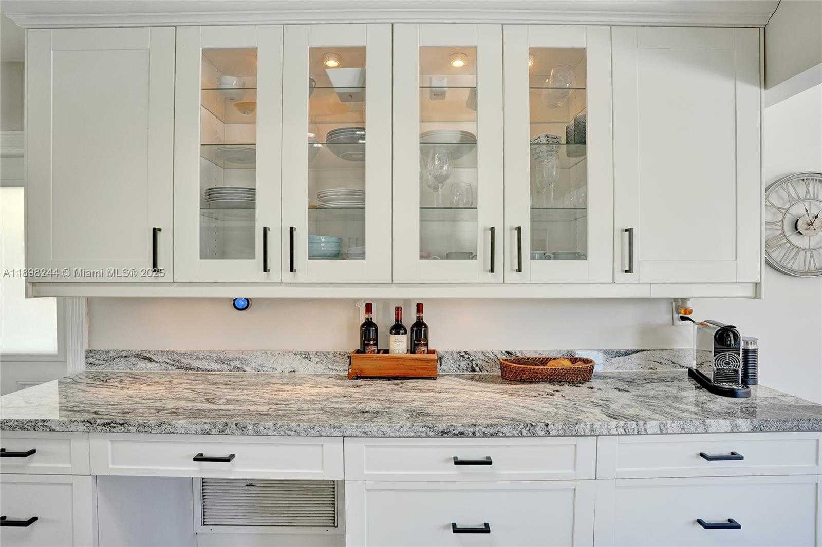 Small Image of 351 NORTH EAST 43RD ST, Oakland Park Number 7