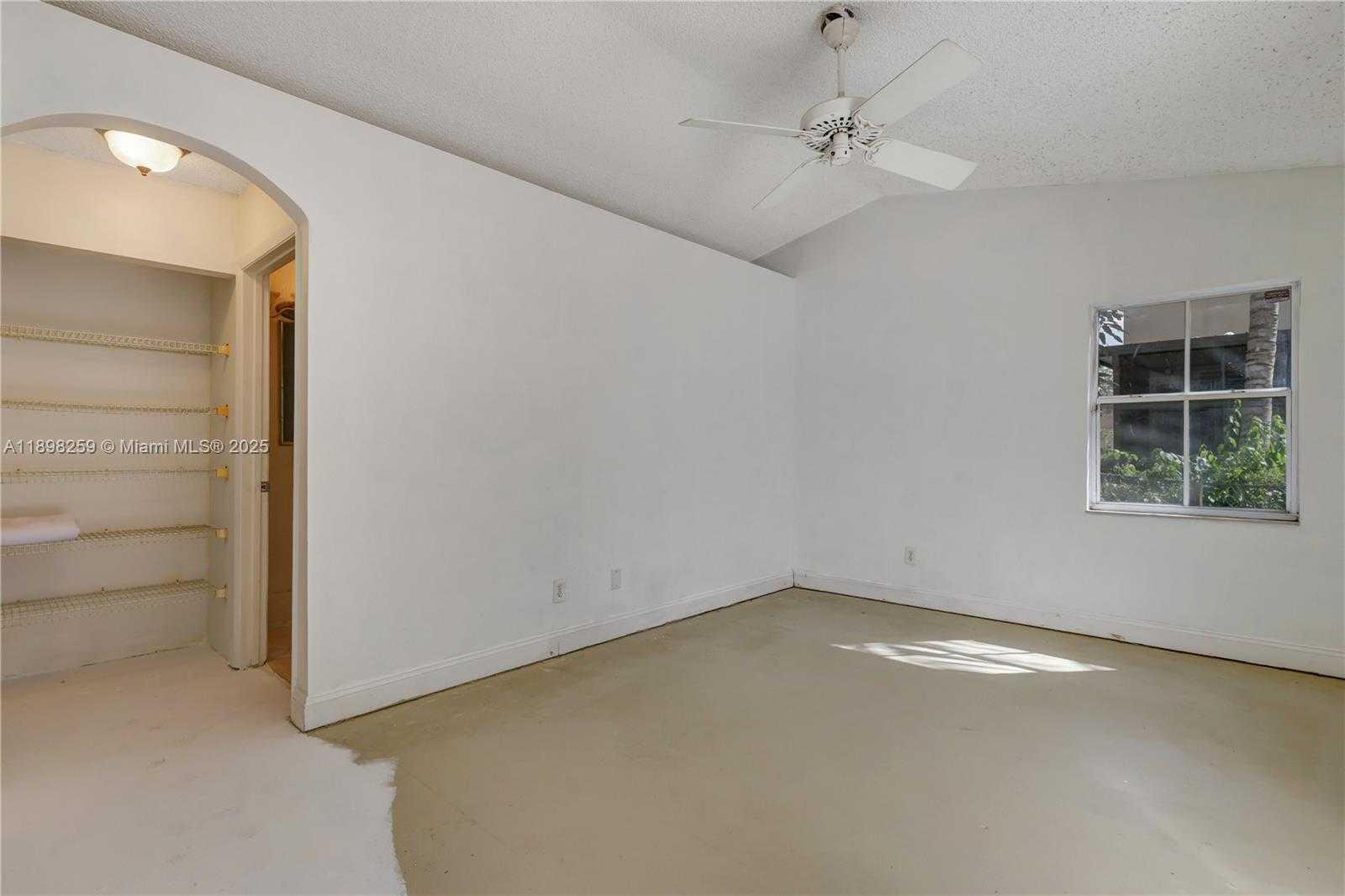 Small Image of 20774 NORTH WEST 3RD CT, Pembroke Pines Number 16