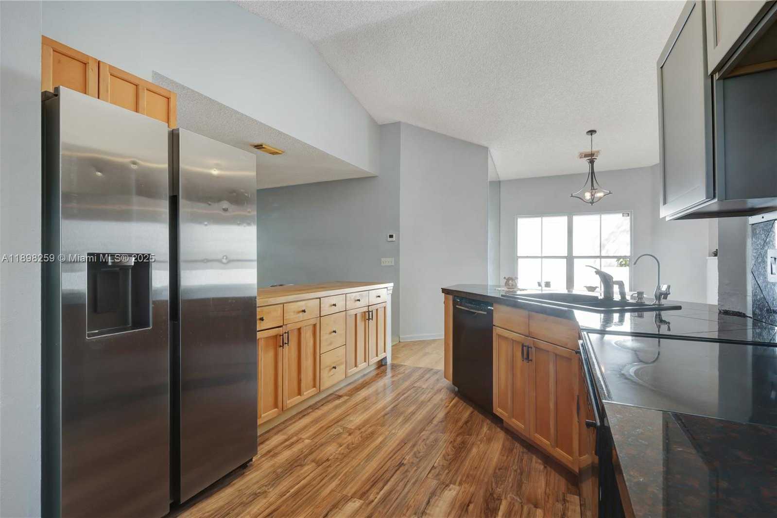 Small Image of 20774 NORTH WEST 3RD CT, Pembroke Pines Number 2