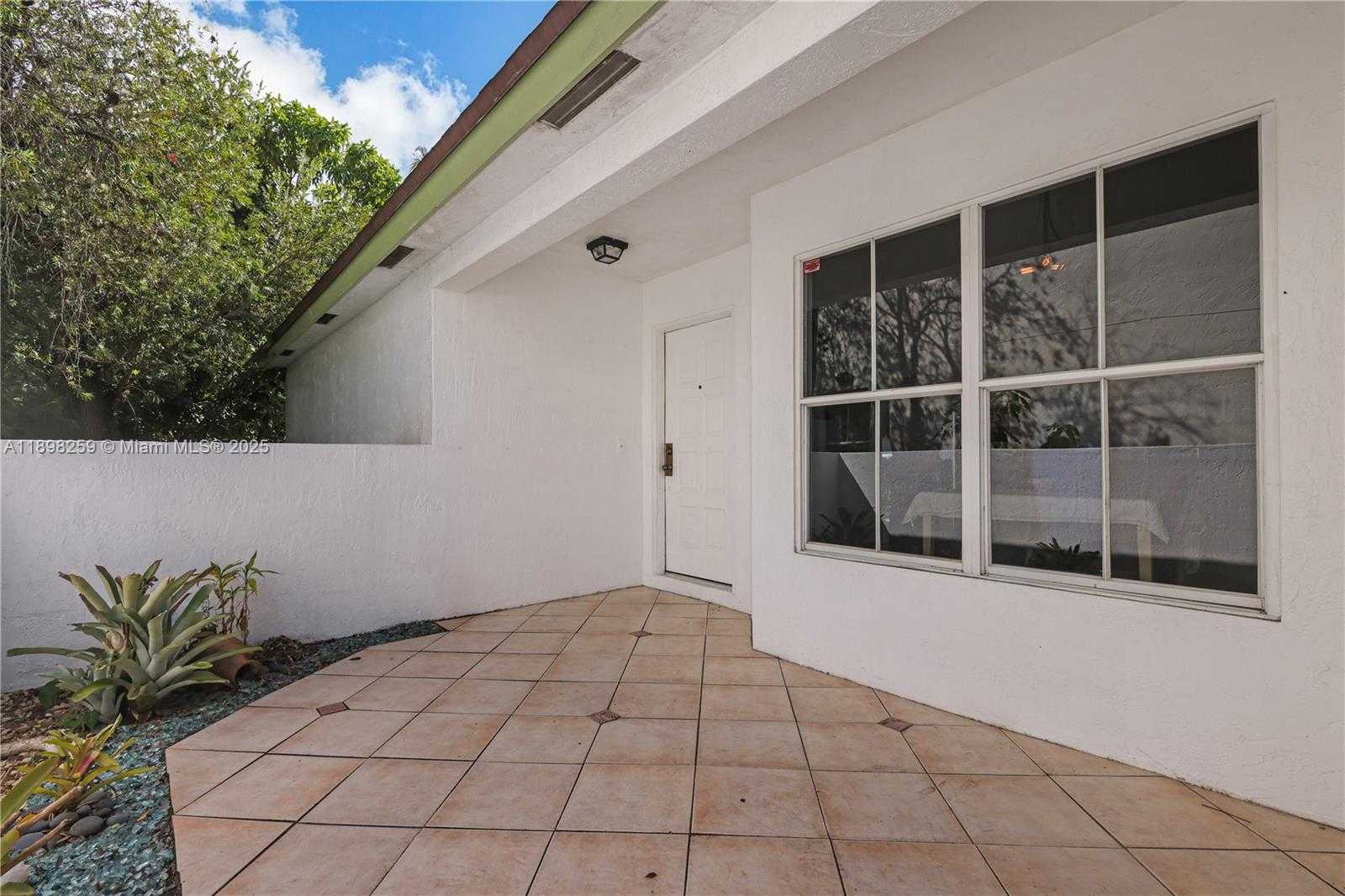 Small Image of 20774 NORTH WEST 3RD CT, Pembroke Pines Number 25