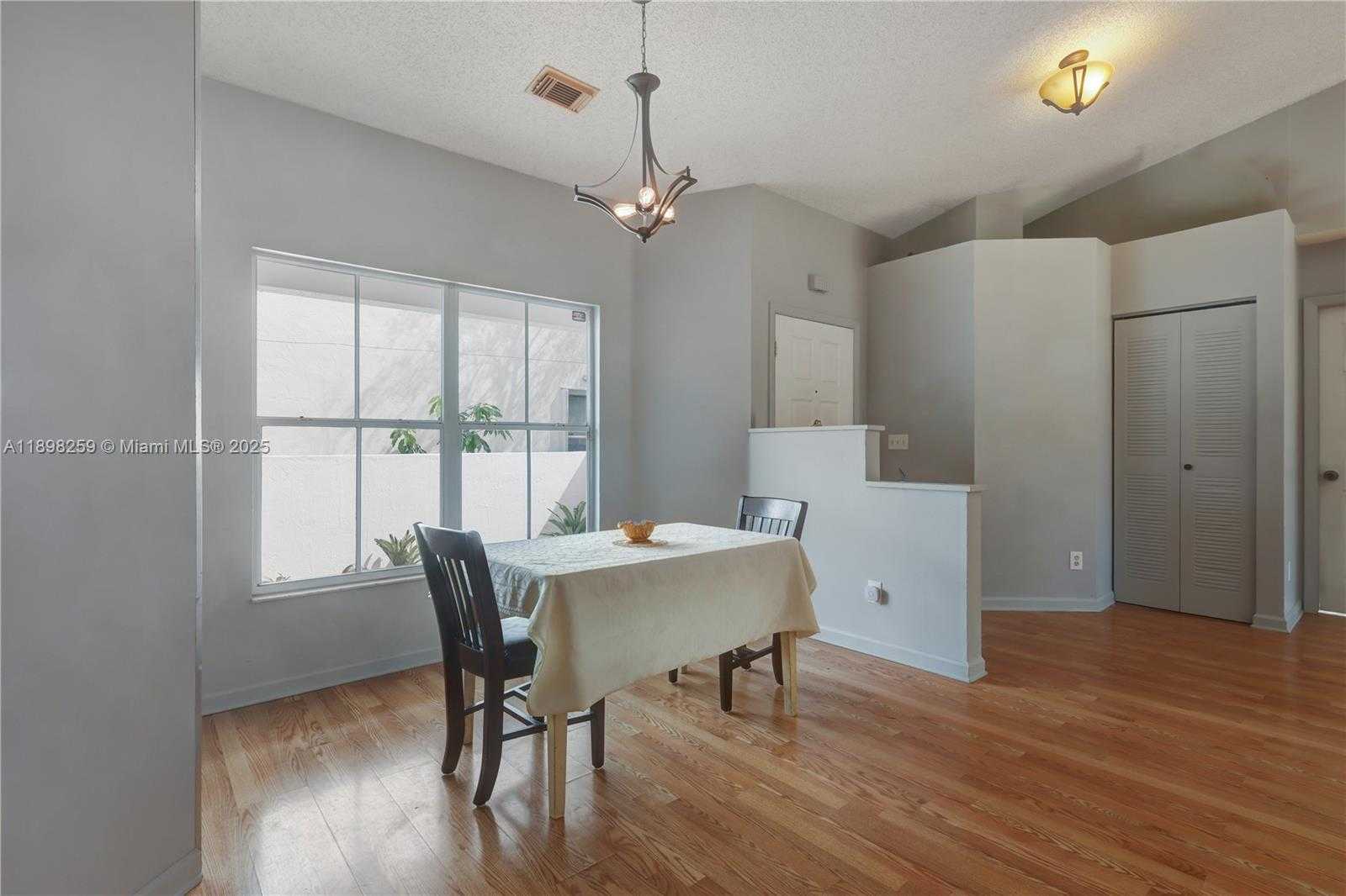 Small Image of 20774 NORTH WEST 3RD CT, Pembroke Pines Number 4