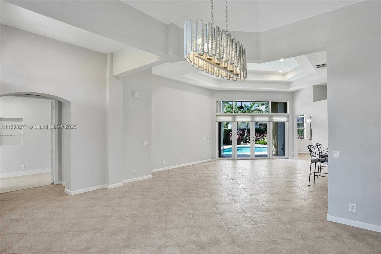 Small Image of 2553 JARDIN MNR, Weston Number 12