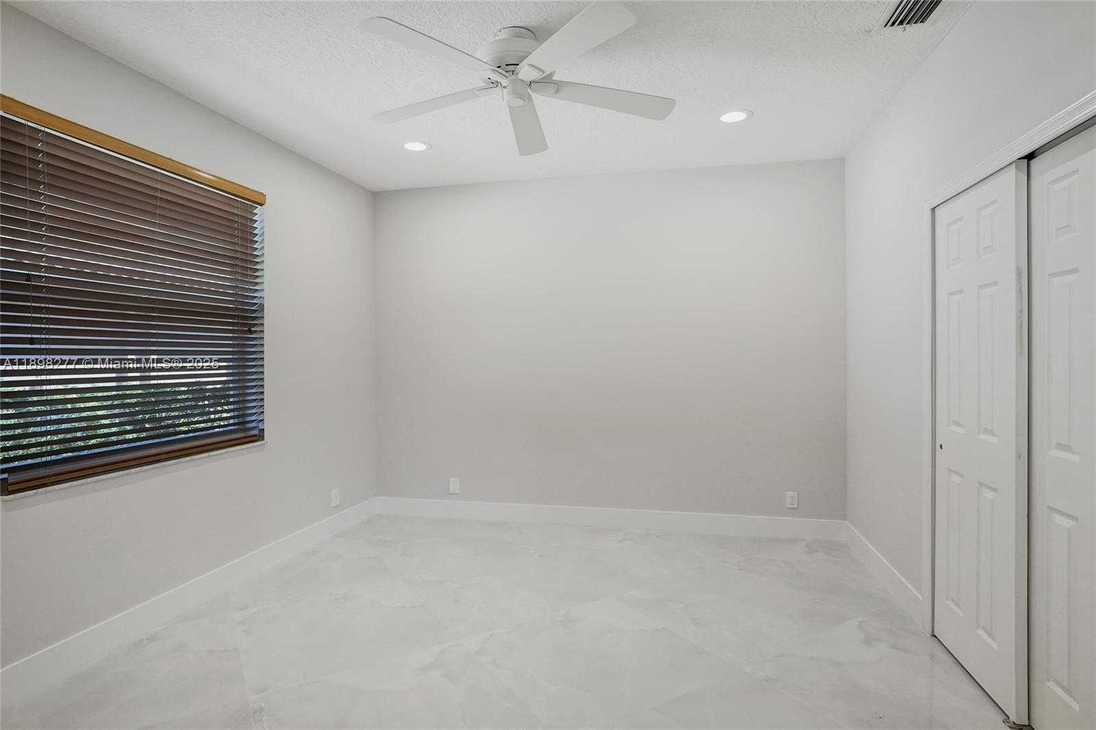 Small Image of 2553 JARDIN MNR, Weston Number 36