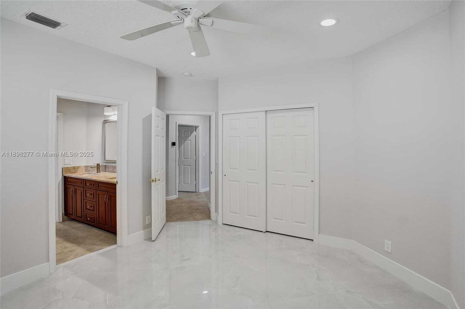 Small Image of 2553 JARDIN MNR, Weston Number 39