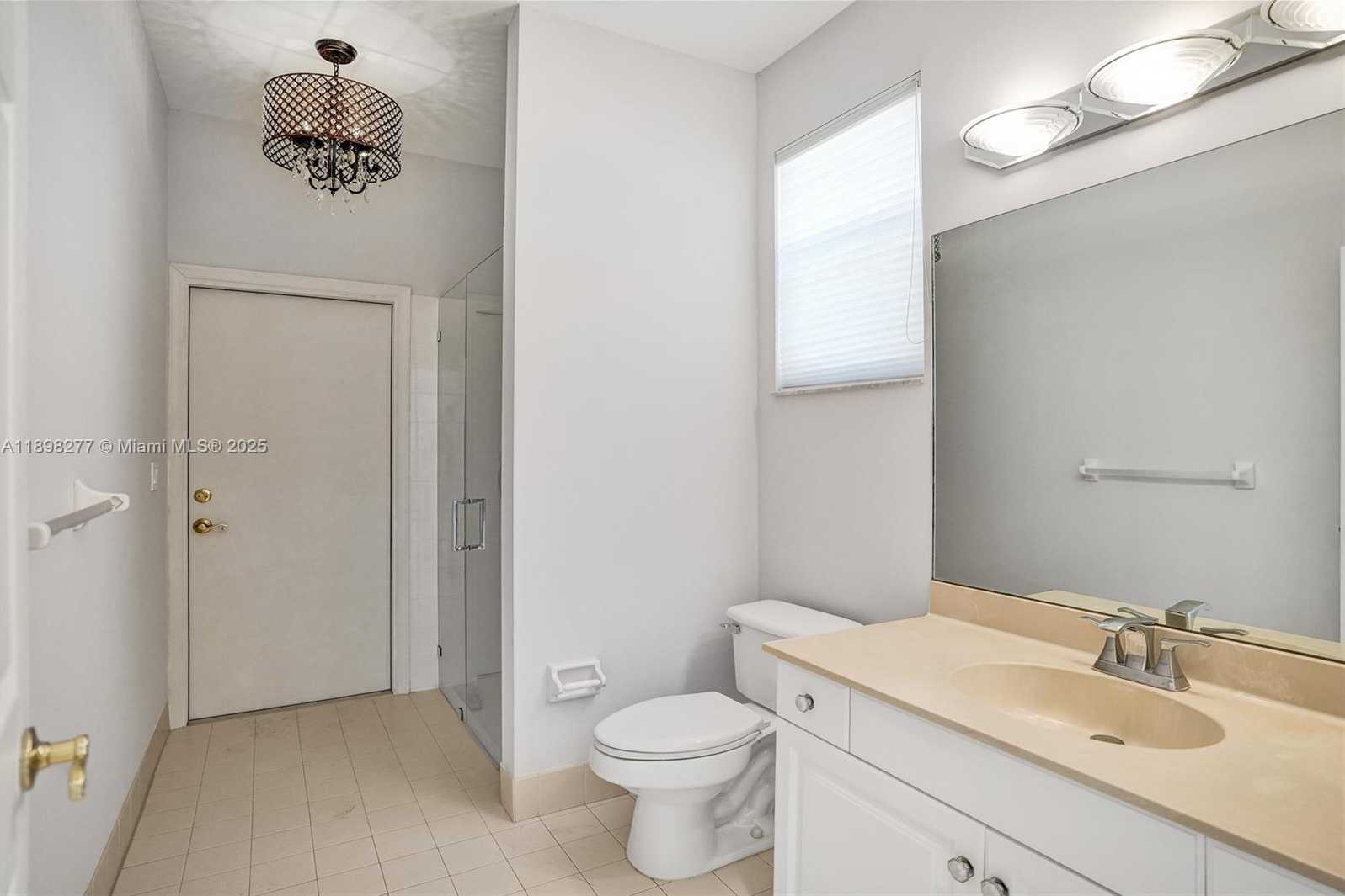 Small Image of 2553 JARDIN MNR, Weston Number 40