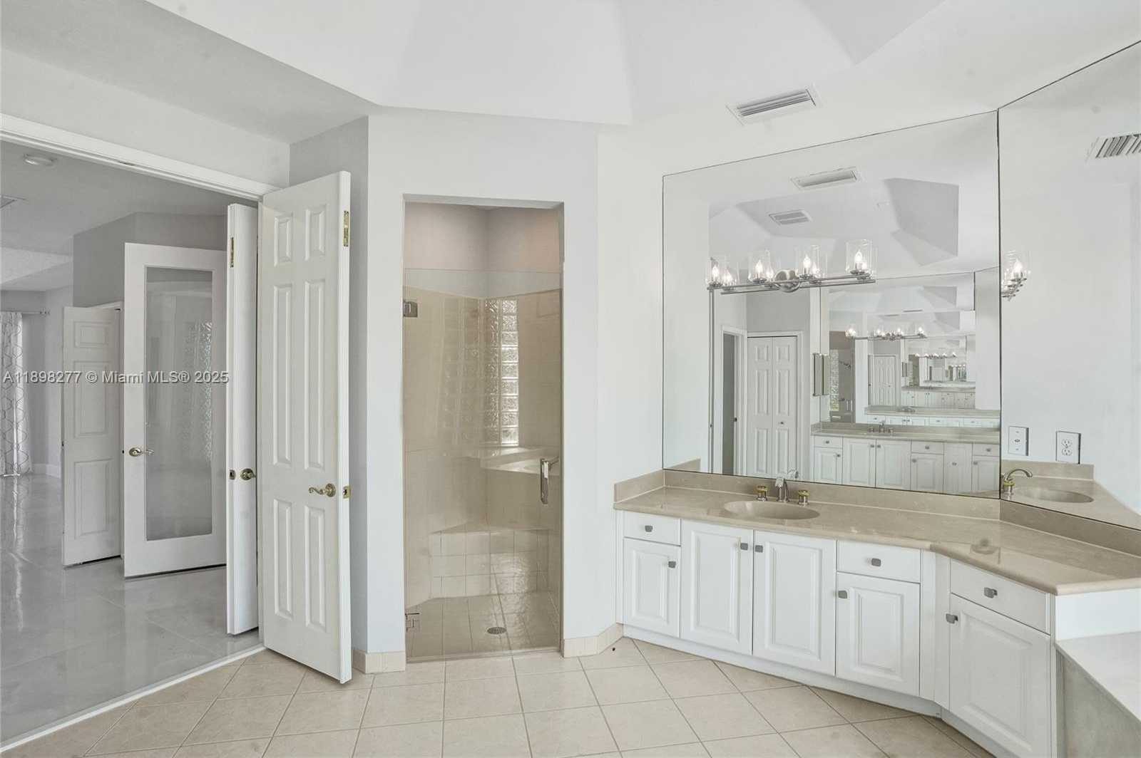 Small Image of 2553 JARDIN MNR, Weston Number 41