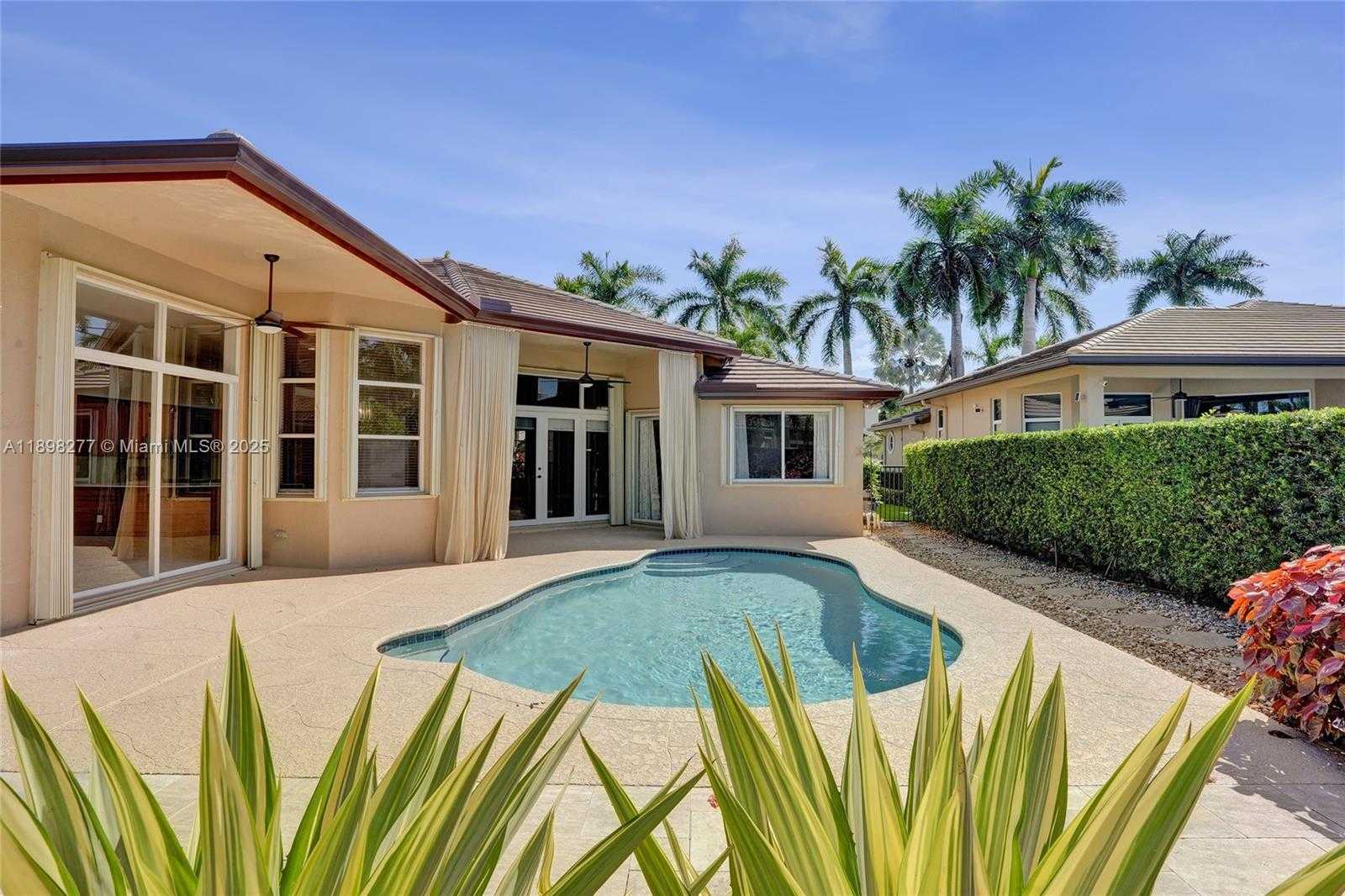 Small Image of 2553 JARDIN MNR, Weston Number 47