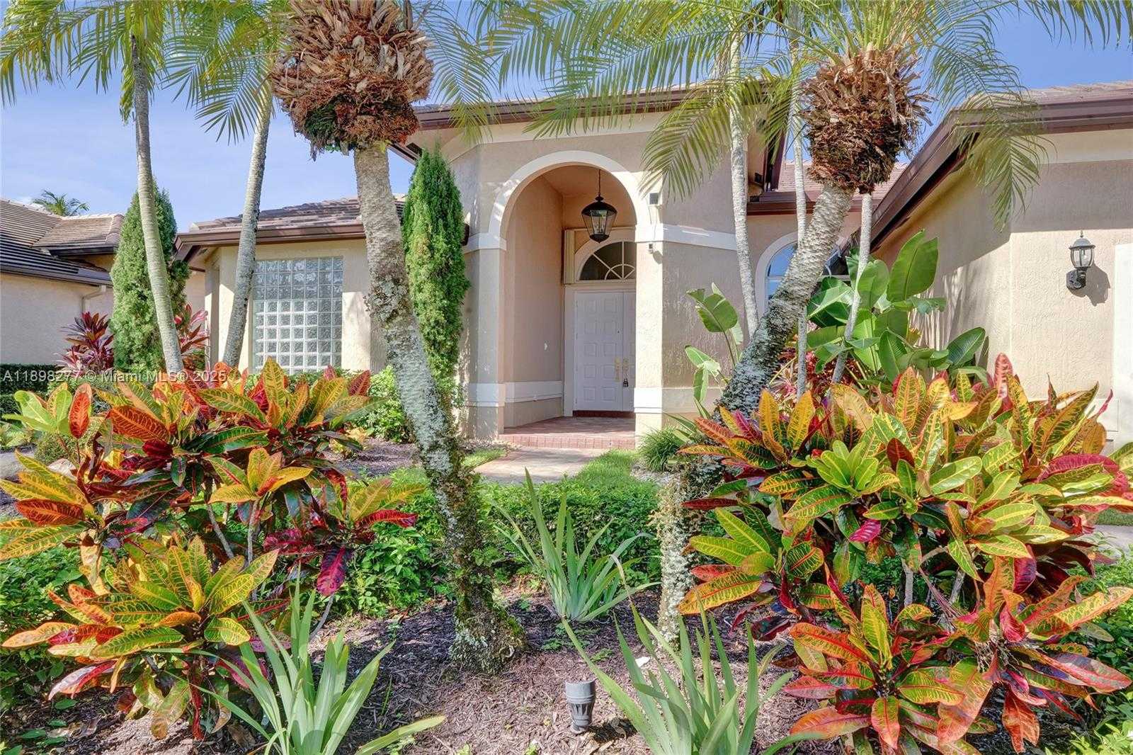 Small Image of 2553 JARDIN MNR, Weston Number 6