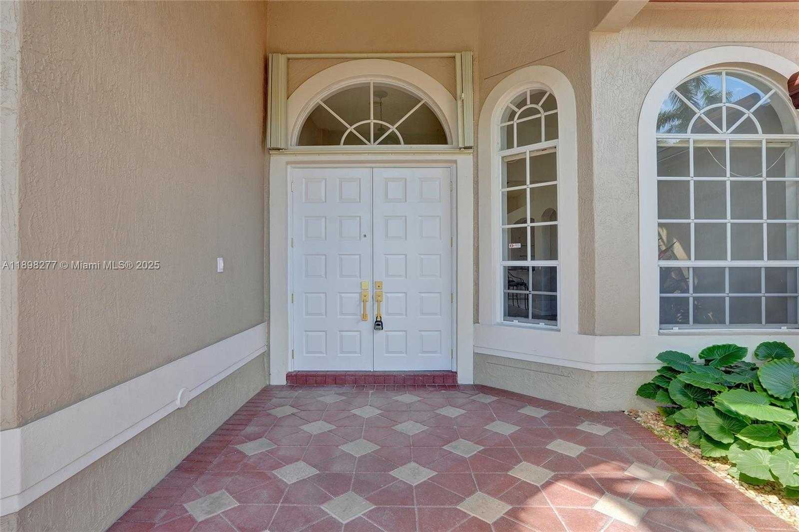 Small Image of 2553 JARDIN MNR, Weston Number 8