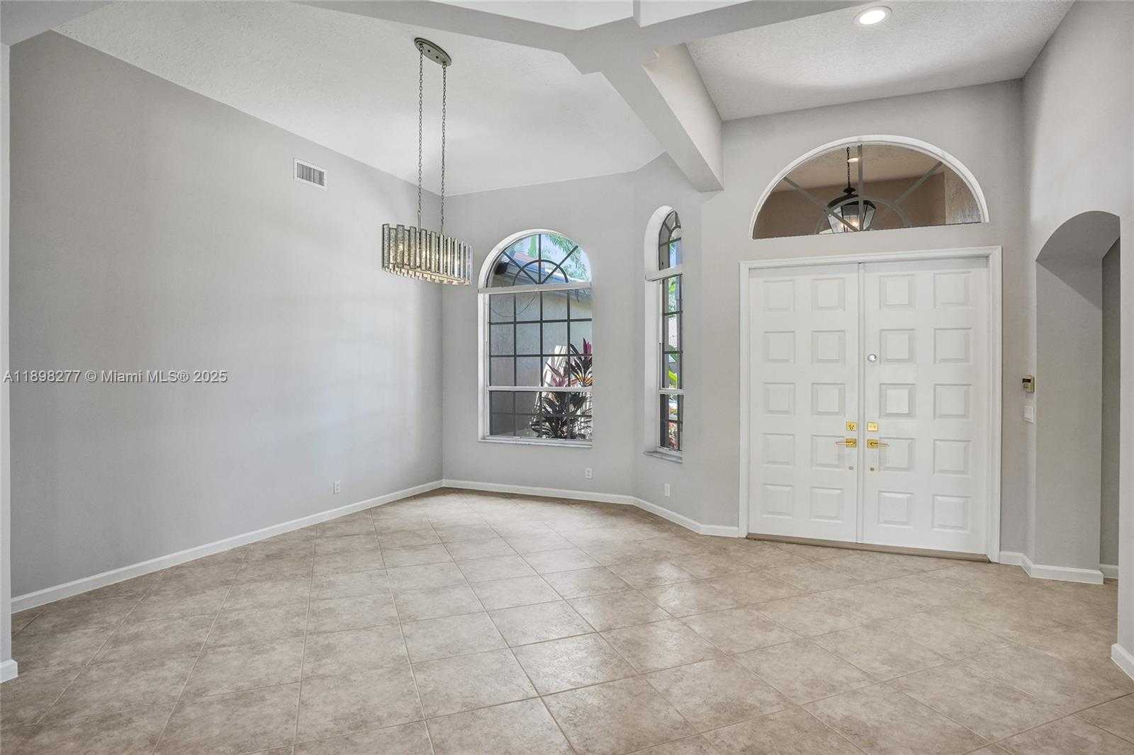 Small Image of 2553 JARDIN MNR, Weston Number 9
