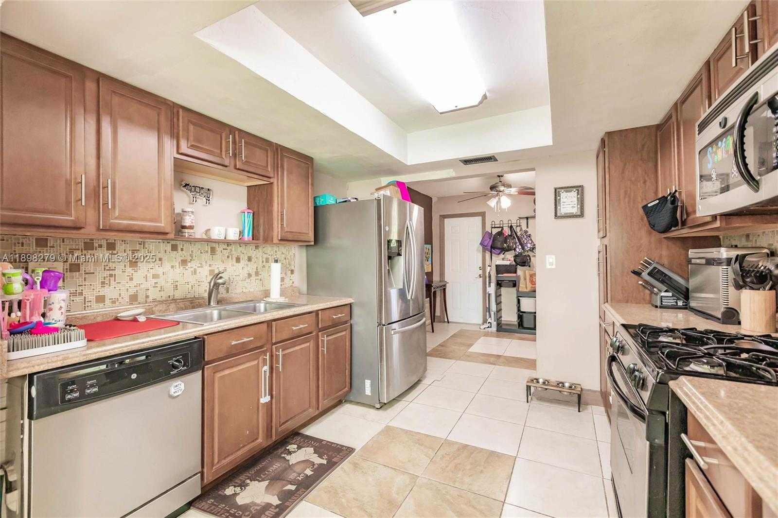 Small Image of 8480 NORTH WEST 29TH ST, Sunrise Number 17