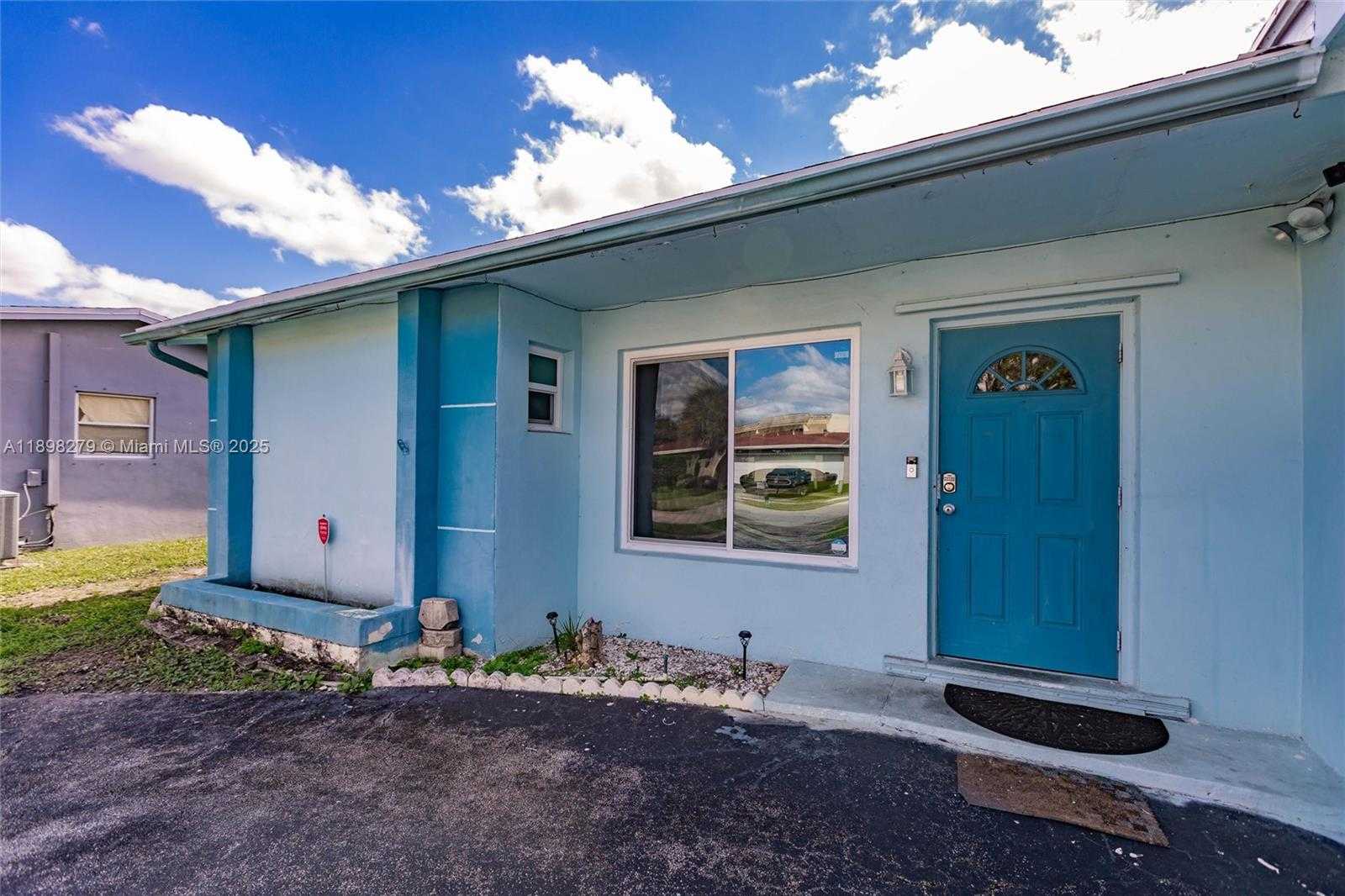 Small Image of 8480 NORTH WEST 29TH ST, Sunrise Number 7