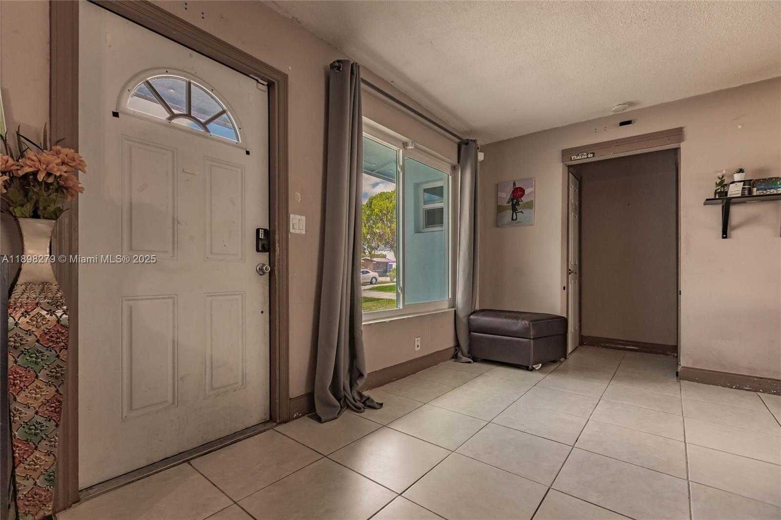 Small Image of 8480 NORTH WEST 29TH ST, Sunrise Number 9