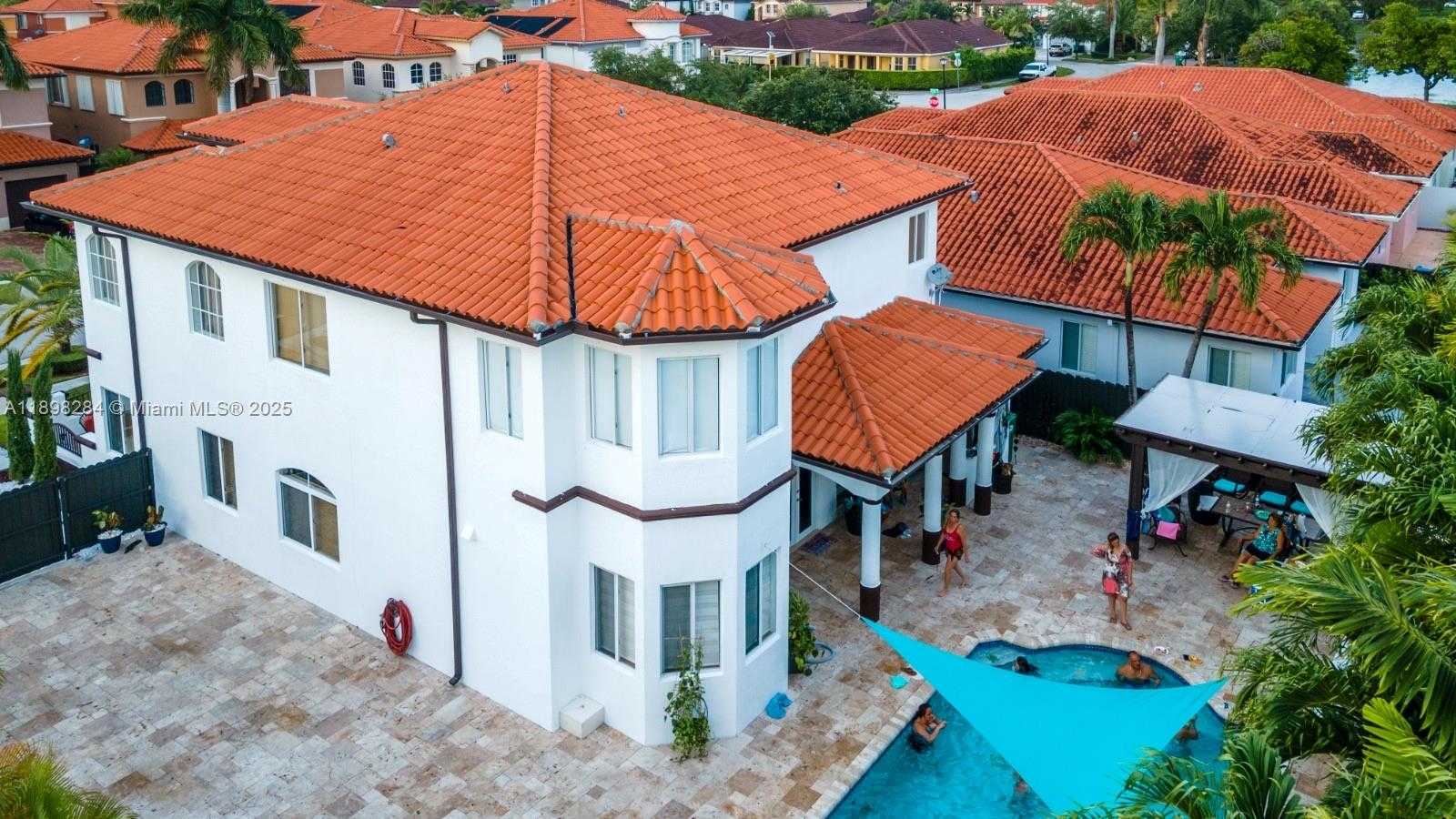 Small Image of 15268 SOUTH WEST 22ND TER, Miami Number 6