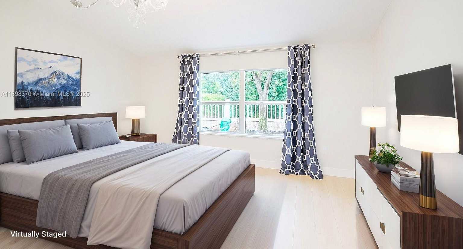 Small Image of 13026 HAMPTON LAKES CIR, Boynton Beach Number 12