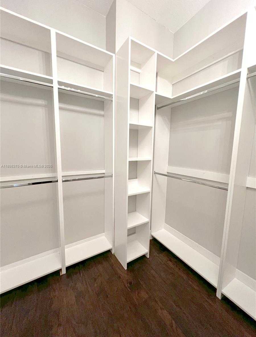 Small Image of 13026 HAMPTON LAKES CIR, Boynton Beach Number 16