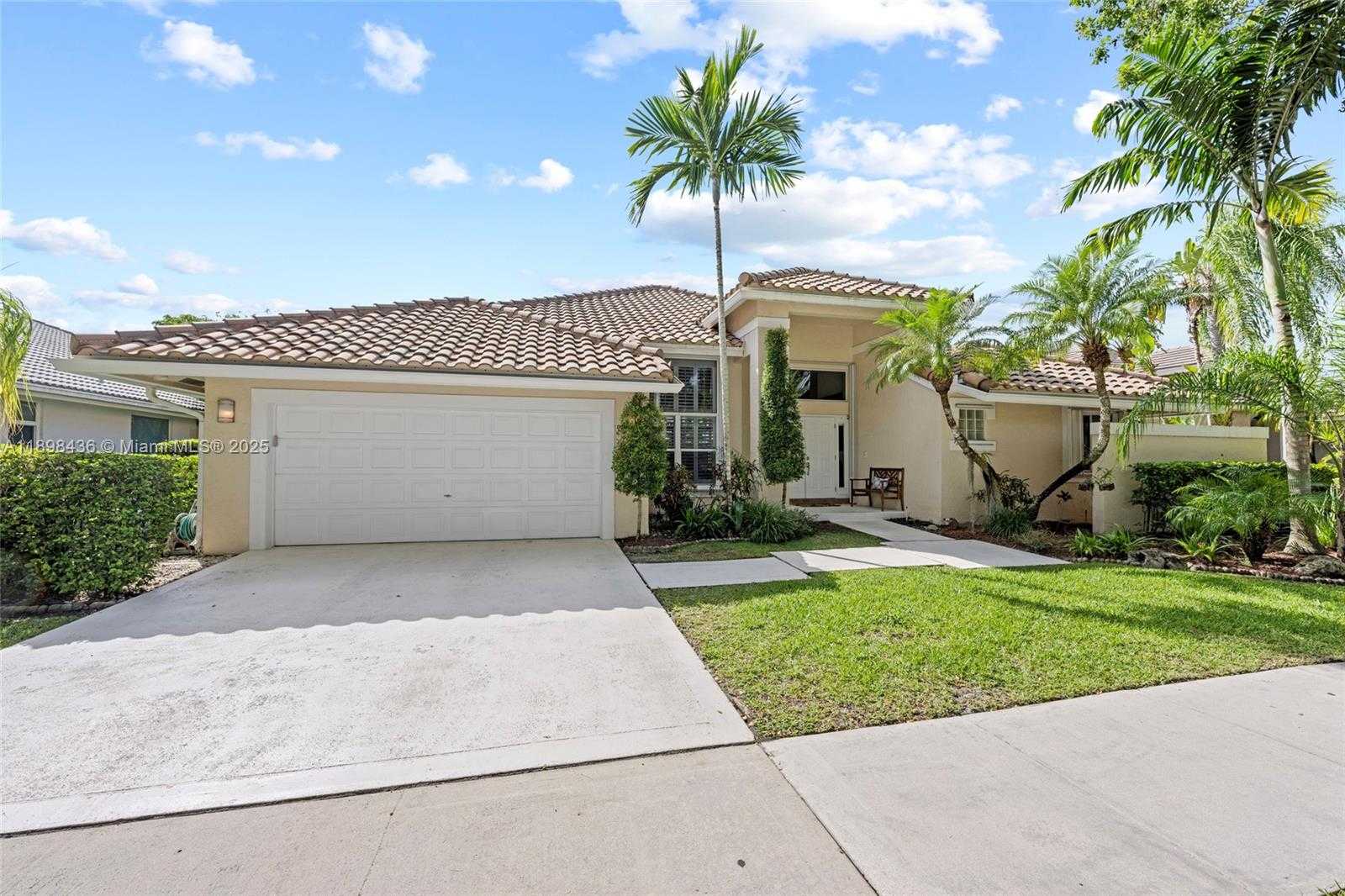 Small Image of 985 SPOONBILL CIR, Weston Number 12