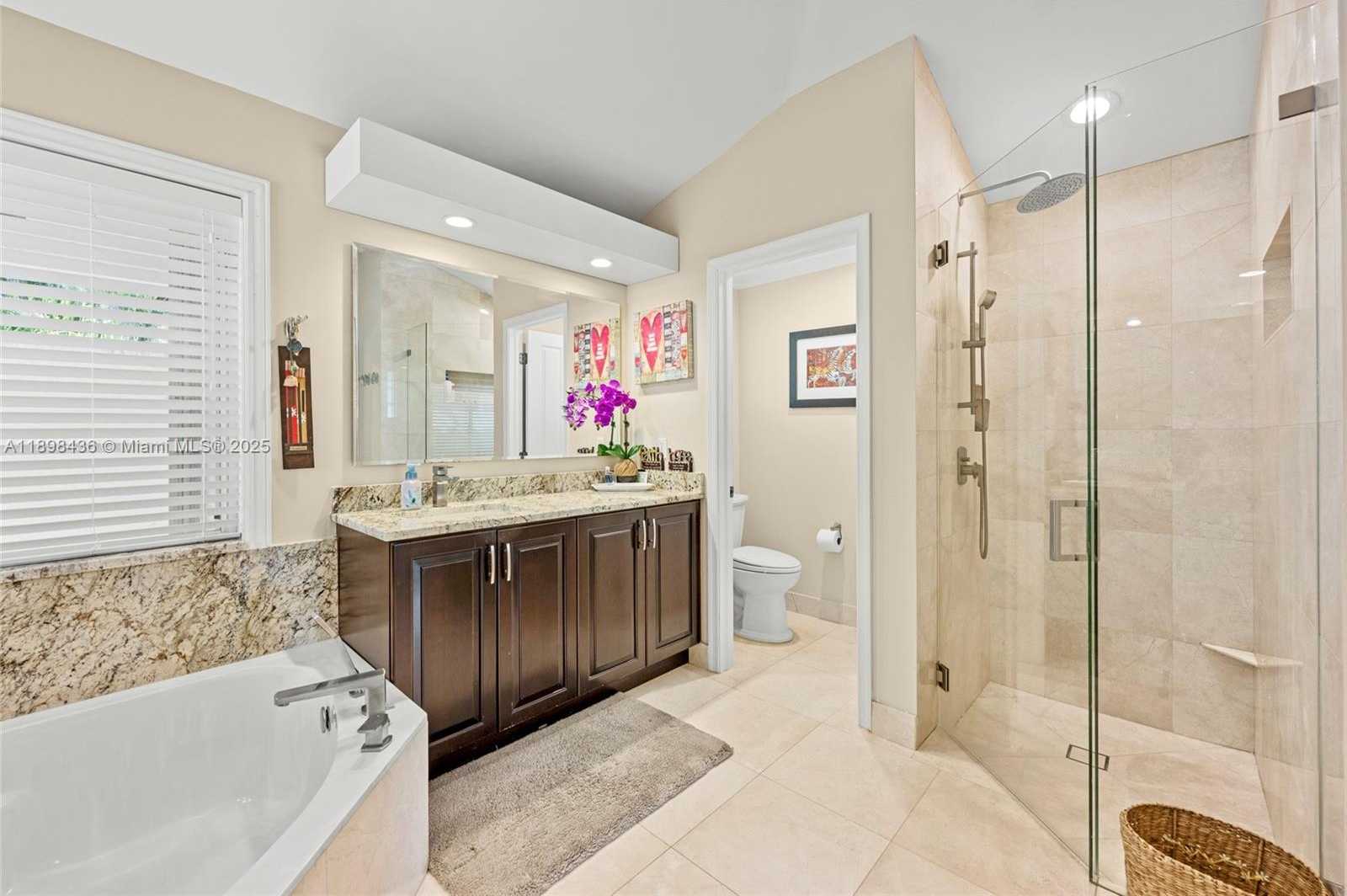 Small Image of 985 SPOONBILL CIR, Weston Number 13