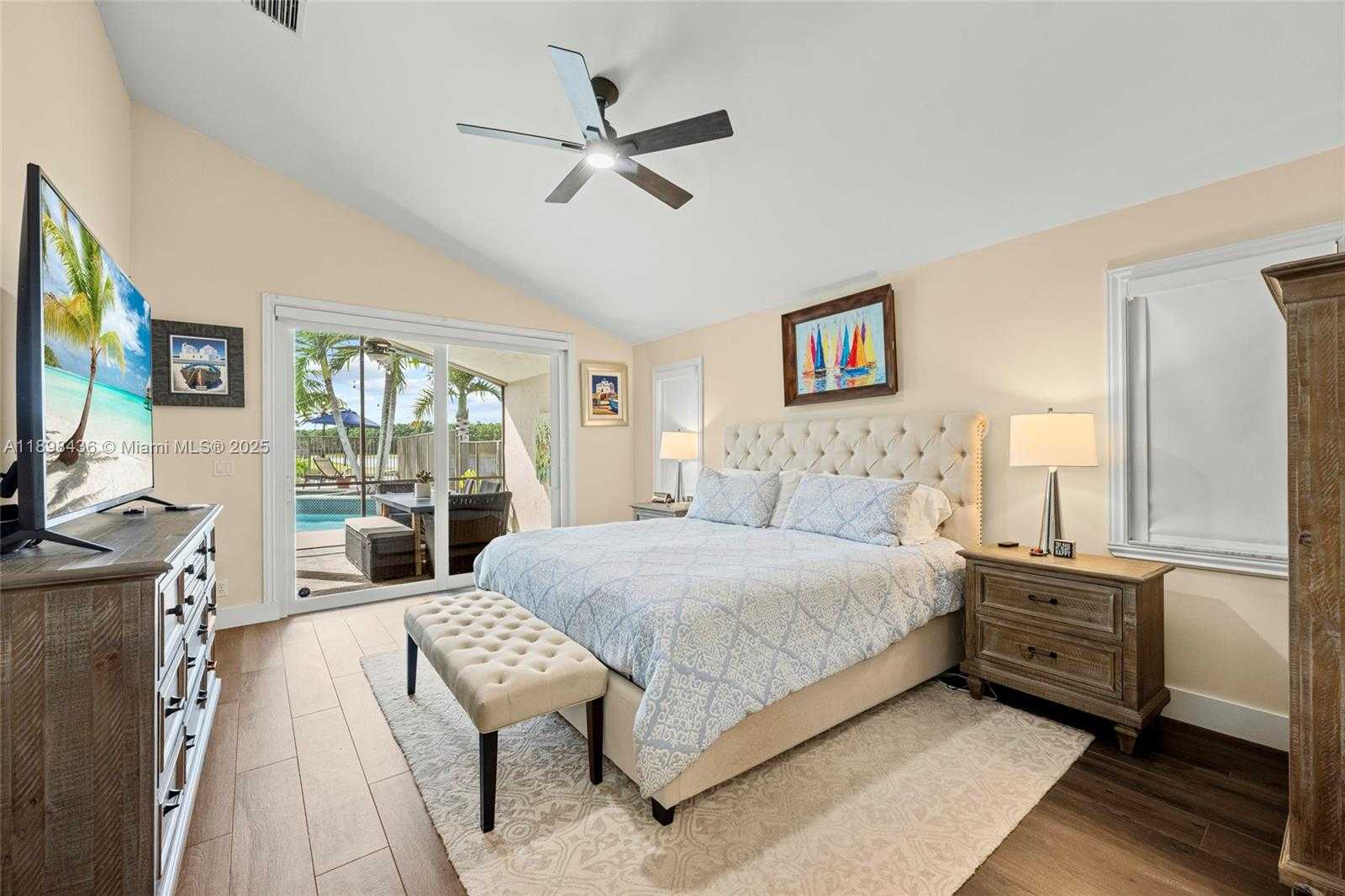 Small Image of 985 SPOONBILL CIR, Weston Number 8