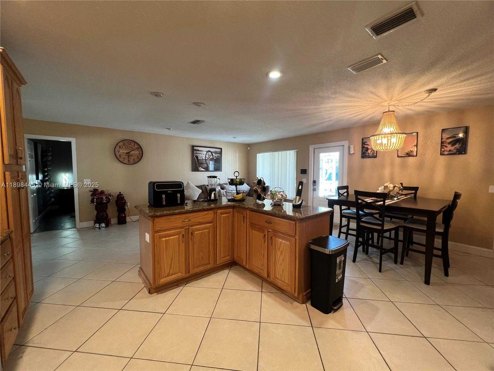 Small Image of 11370 NORTH WEST 46TH PL, Sunrise Number 11