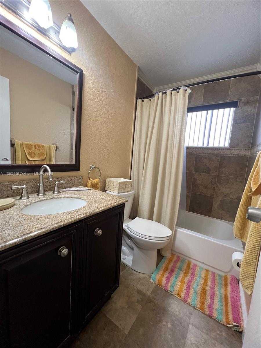 Small Image of 11370 NORTH WEST 46TH PL, Sunrise Number 26