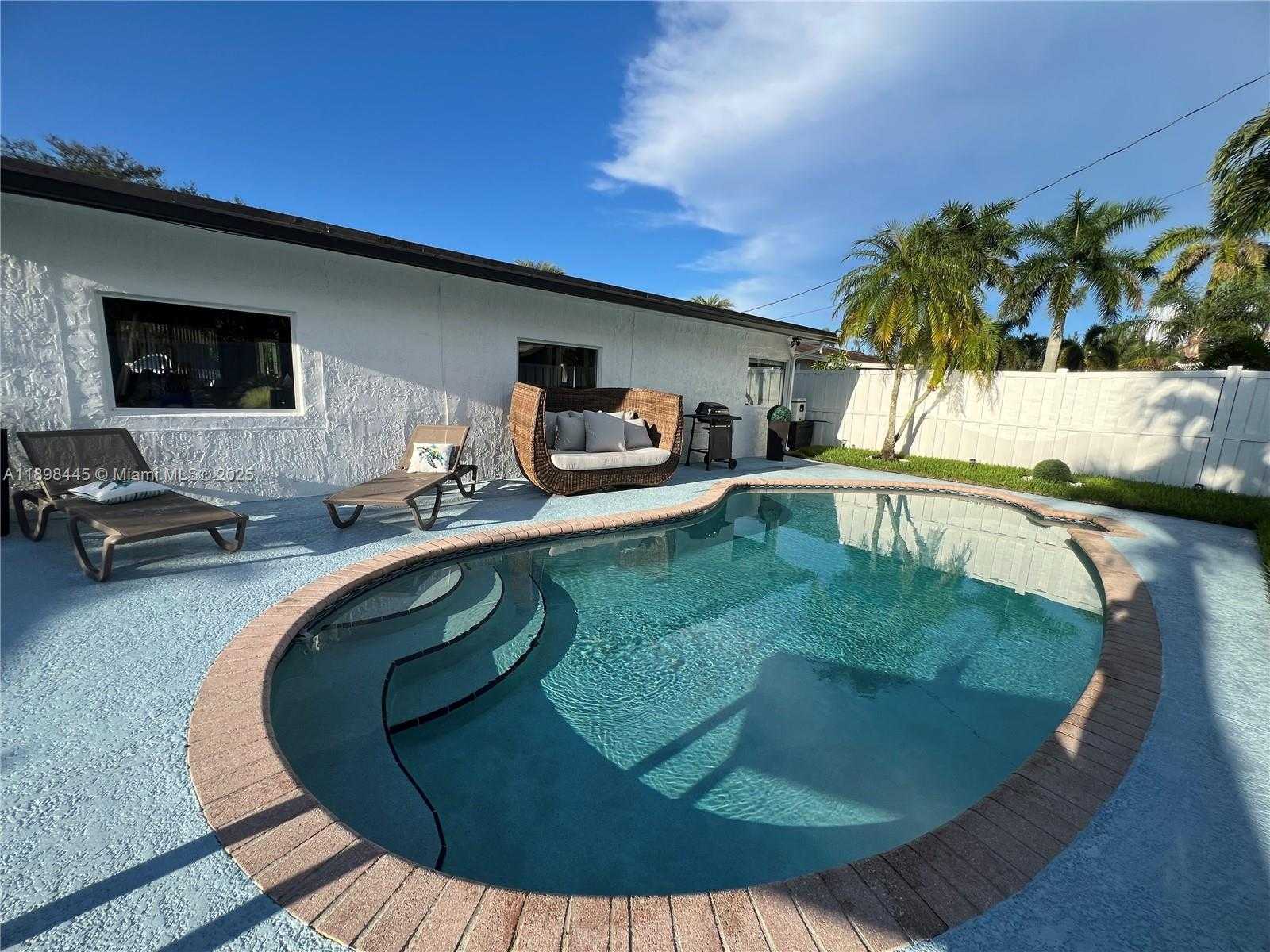 Small Image of 11370 NORTH WEST 46TH PL, Sunrise Number 29