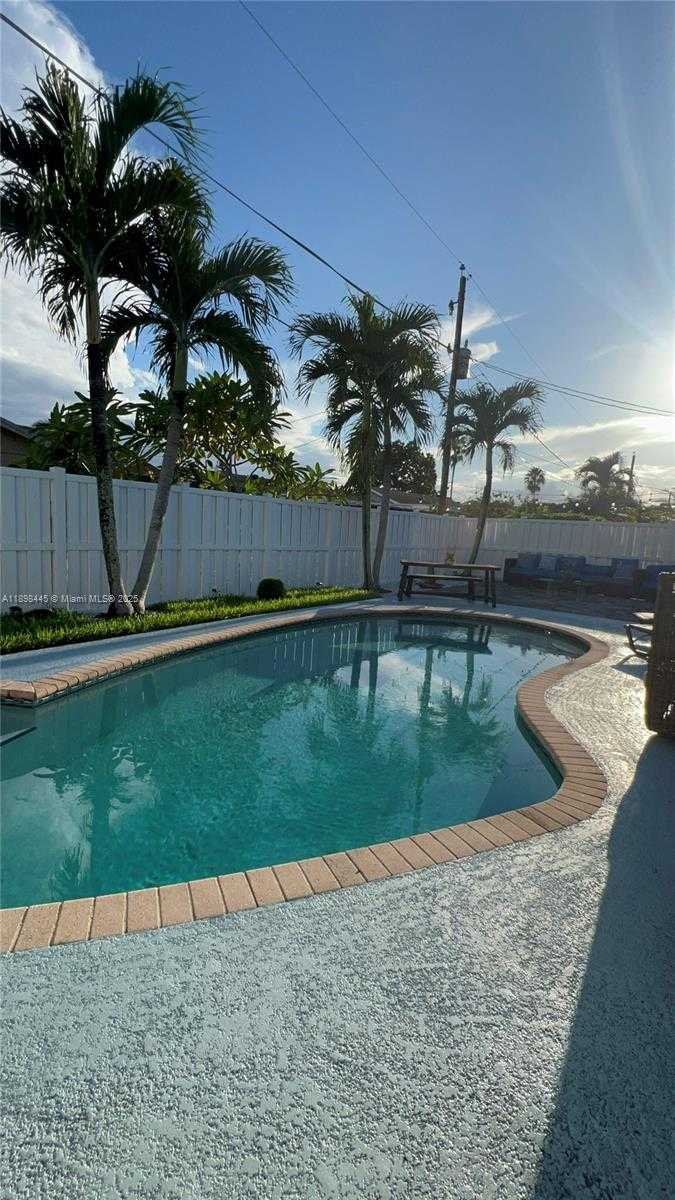 Small Image of 11370 NORTH WEST 46TH PL, Sunrise Number 33